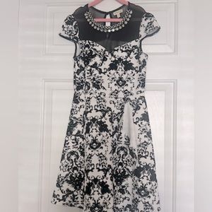 Elegant girls dress, worn once in excellent condition.